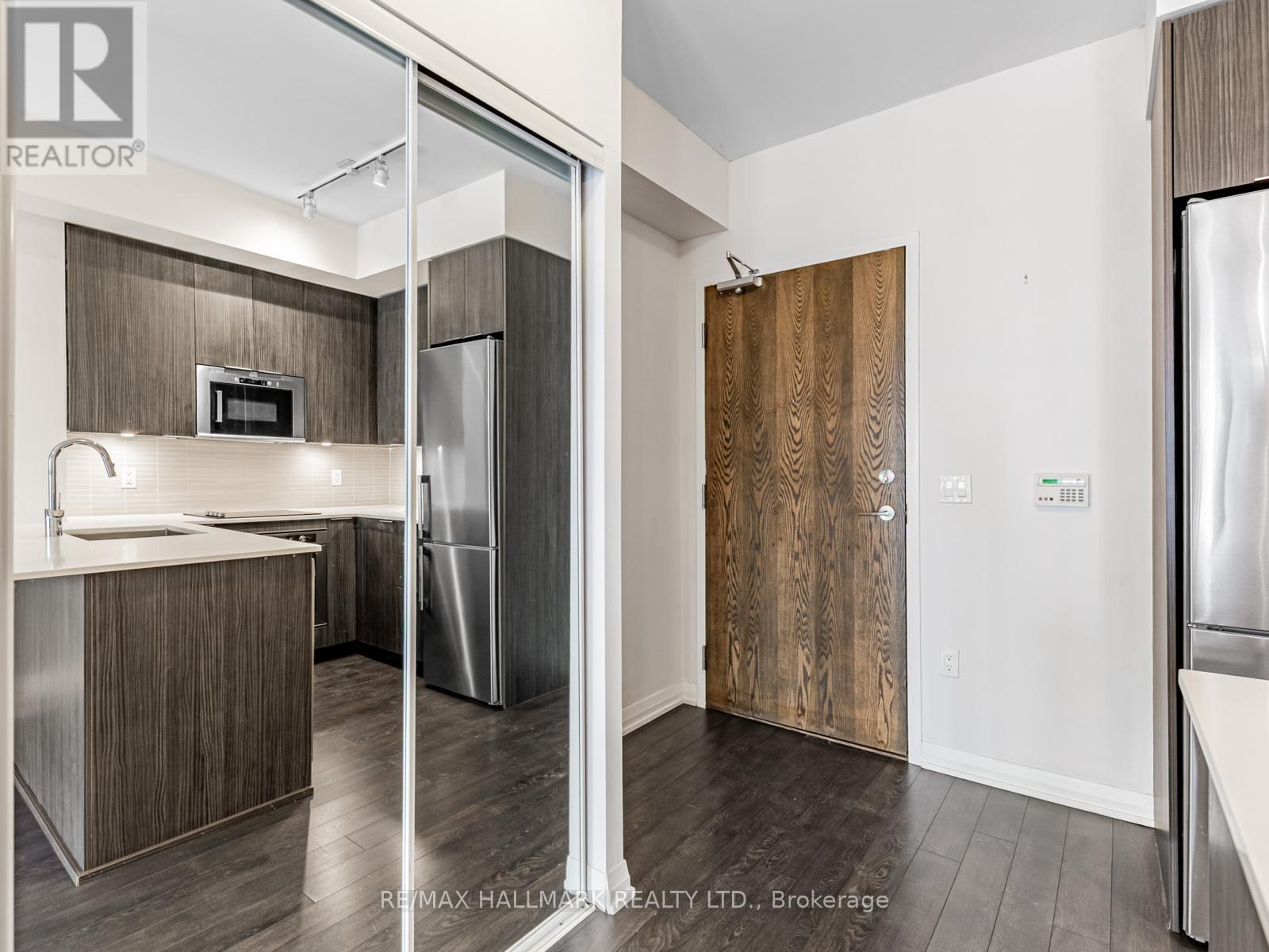 322 - 99 Eagle Rock Way, Vaughan, Ontario  L6A 5A7 - Photo 5 - N12590474