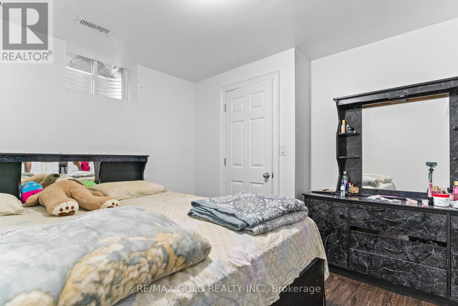 14 Gaspe Road, Brampton, Ontario  L6S 0A4 - Photo 34 - W12576504