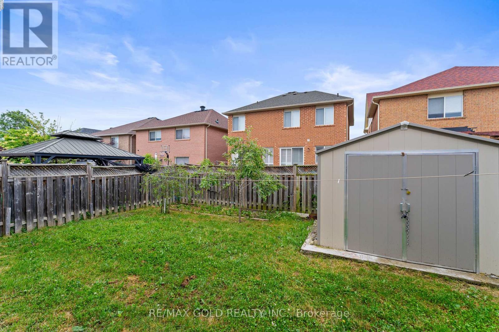 14 Gaspe Road, Brampton, Ontario  L6S 0A4 - Photo 38 - W12576504