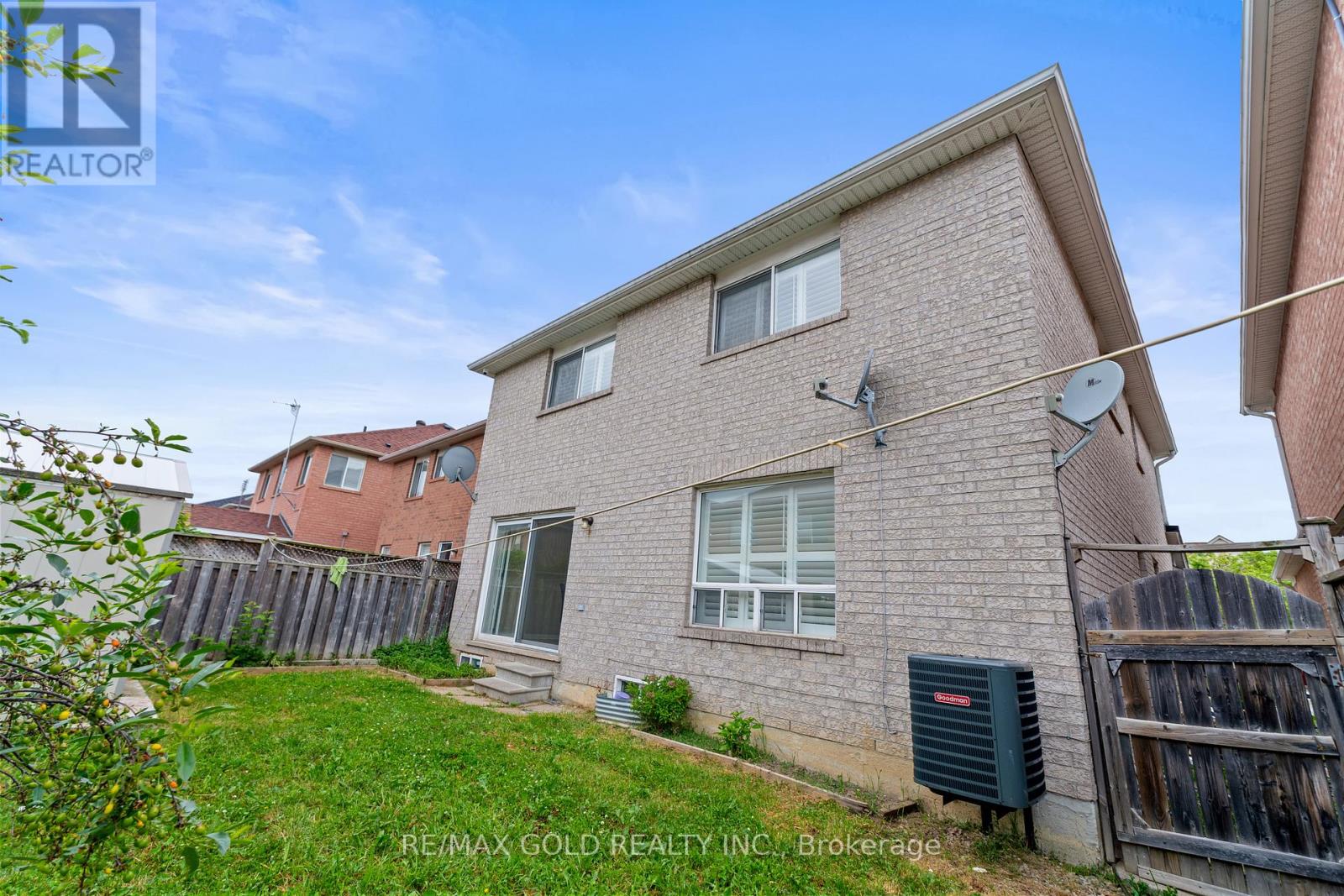 14 Gaspe Road, Brampton, Ontario  L6S 0A4 - Photo 39 - W12576504