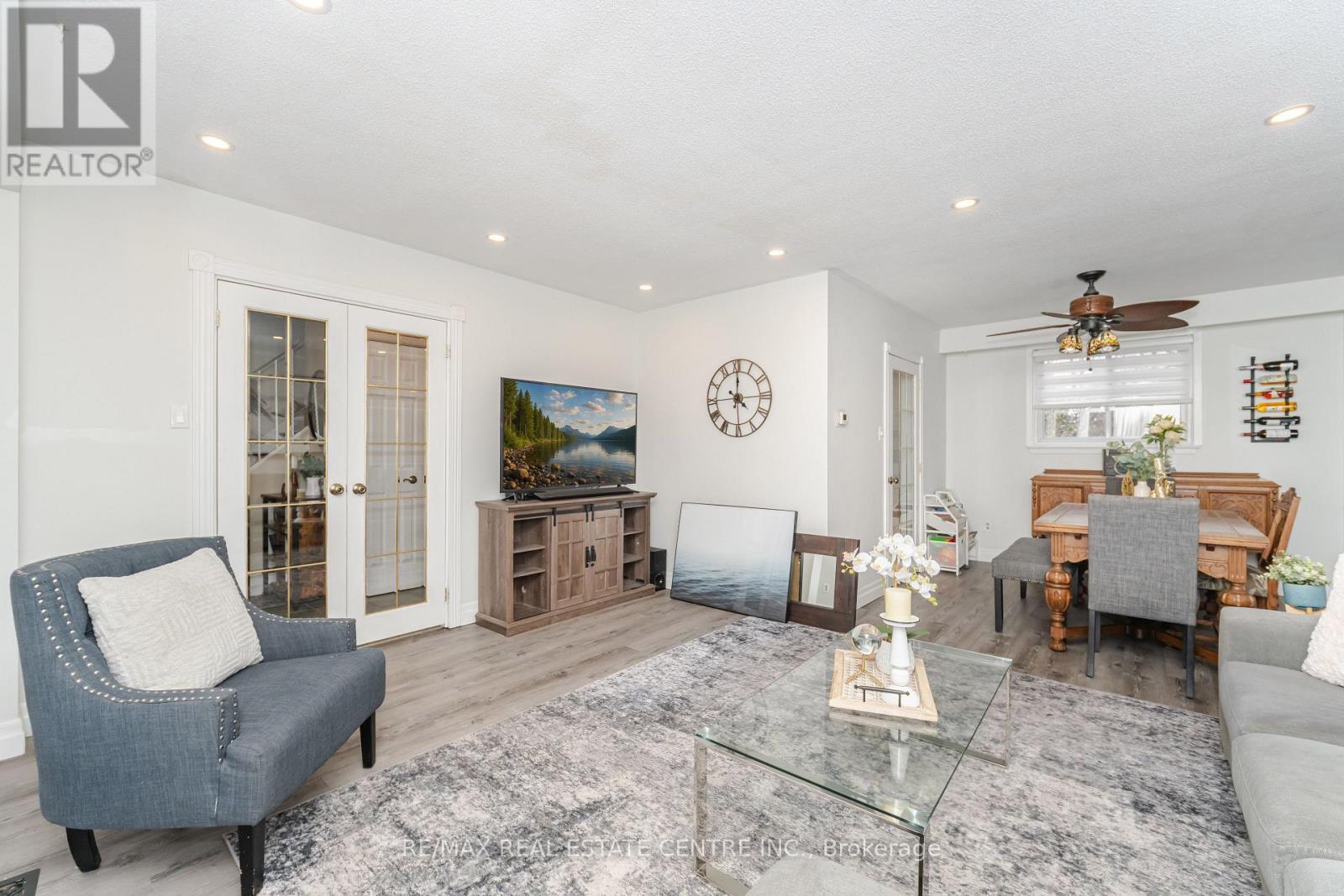 19 Jasper Crescent, Brampton, Ontario L6S 1W8 - Photo 10 - W12589270