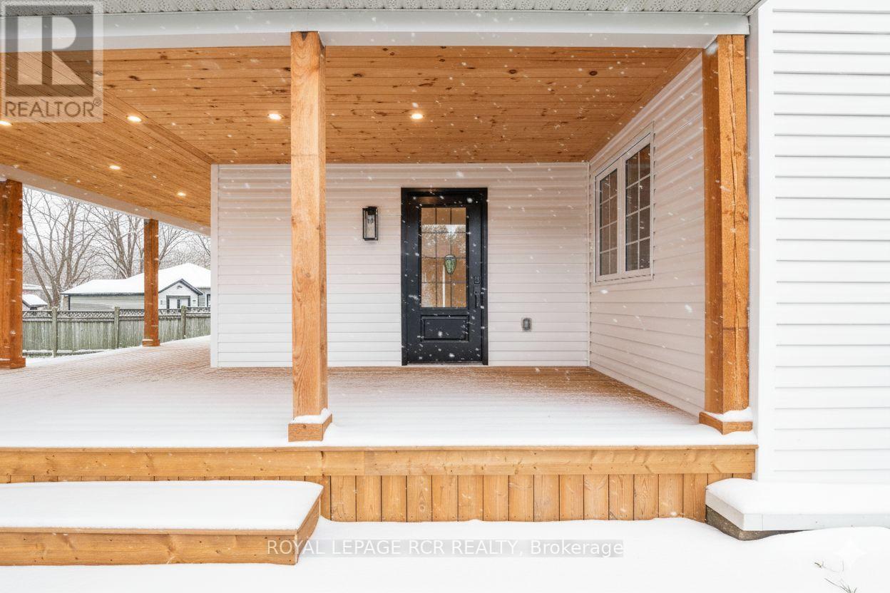 349 Smith Street, Wellington North, Ontario  N0G 1A0 - Photo 5 - X12474323