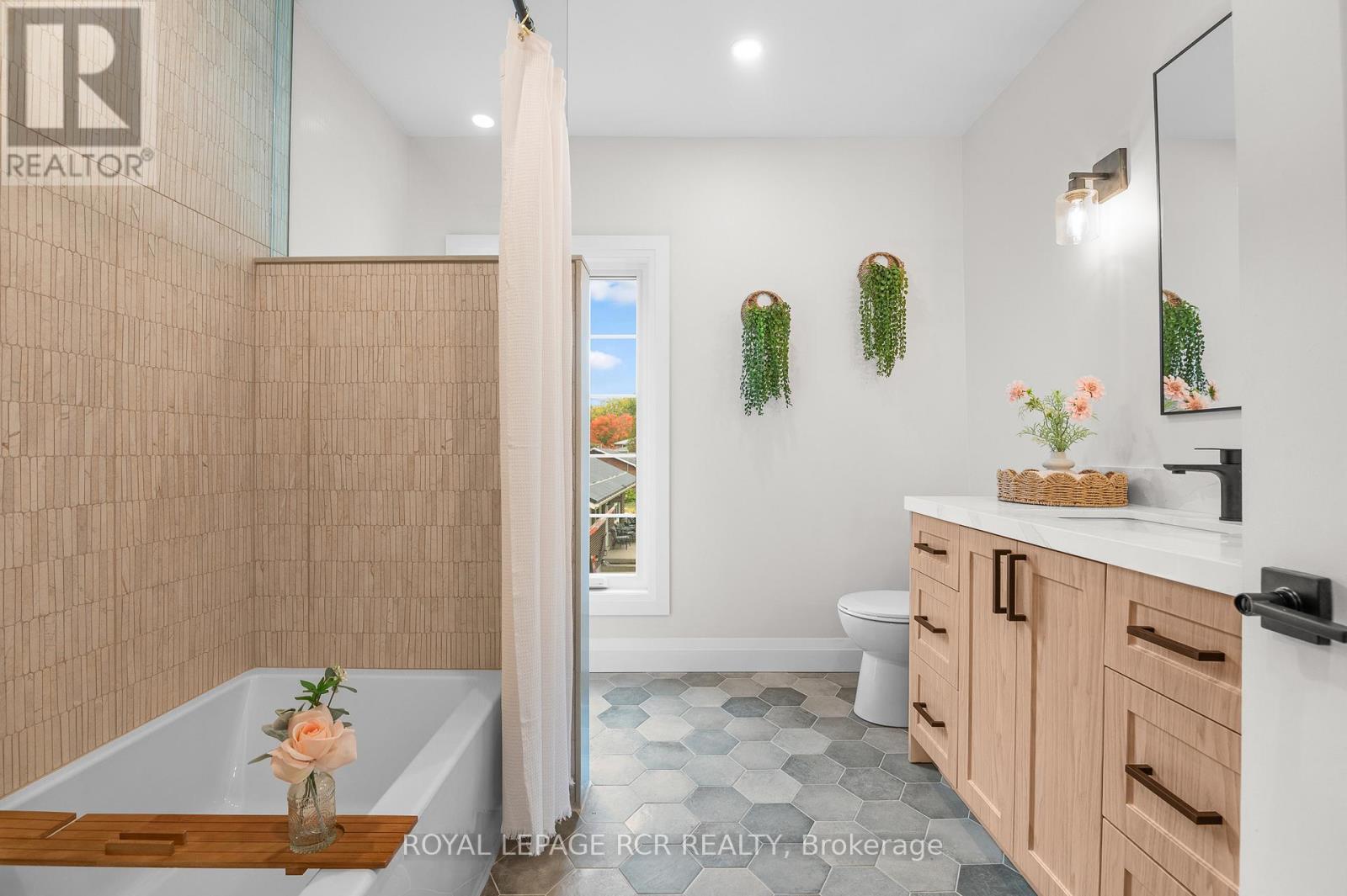 349 Smith Street, Wellington North, Ontario  N0G 1A0 - Photo 43 - X12474323