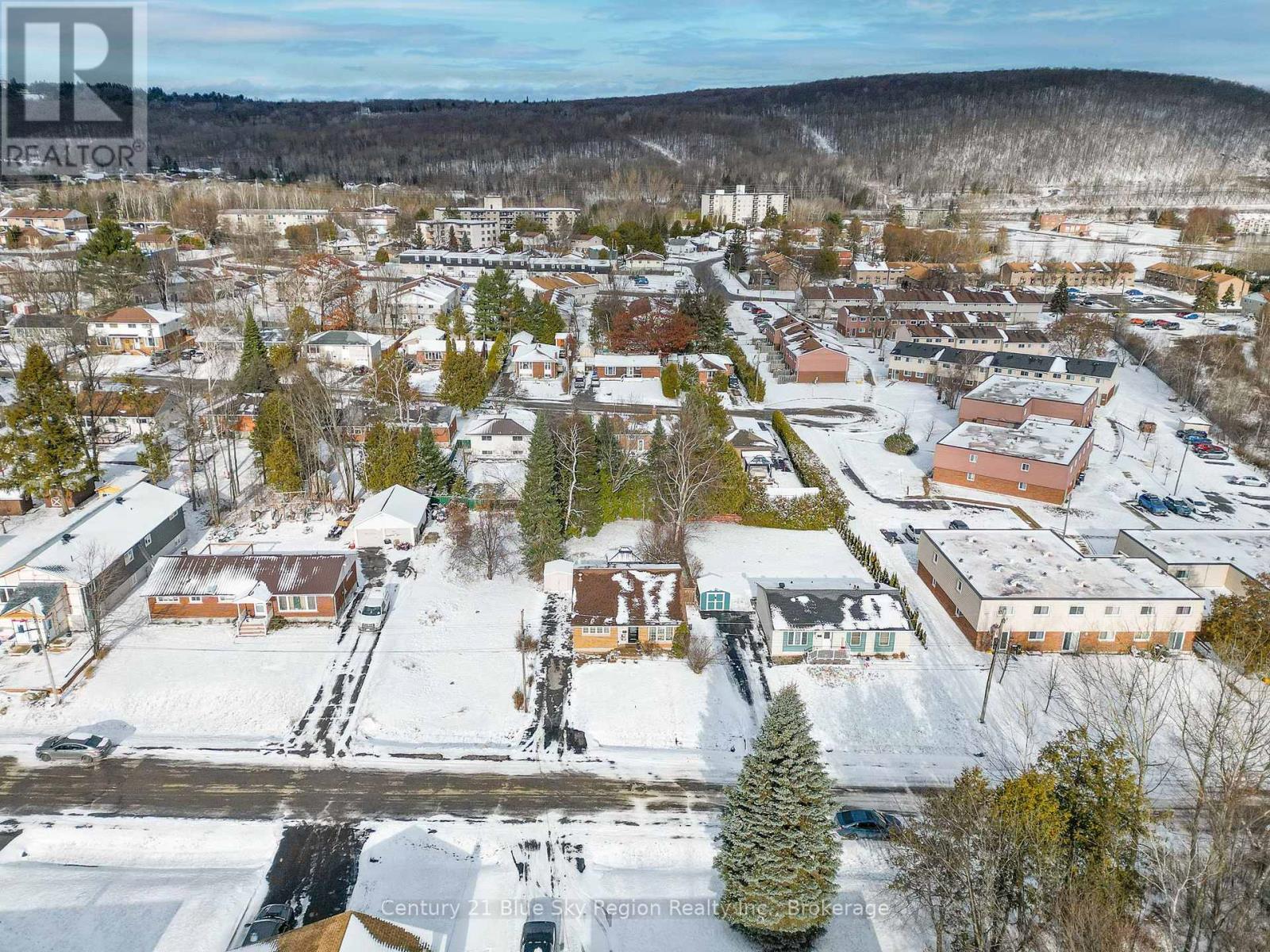 282 Michener Drive, North Bay, Ontario  P1A 3J1 - Photo 13 - X12590556