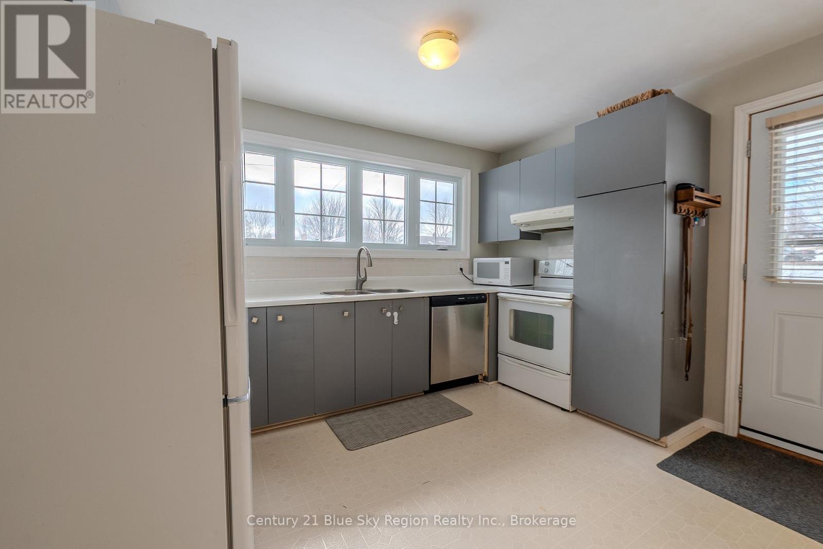 282 Michener Drive, North Bay, Ontario  P1A 3J1 - Photo 18 - X12590556