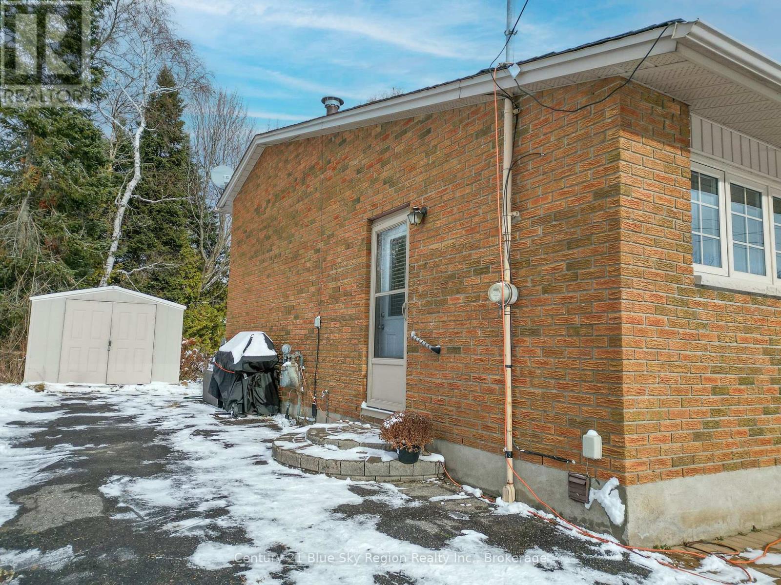 282 Michener Drive, North Bay, Ontario  P1A 3J1 - Photo 6 - X12590556