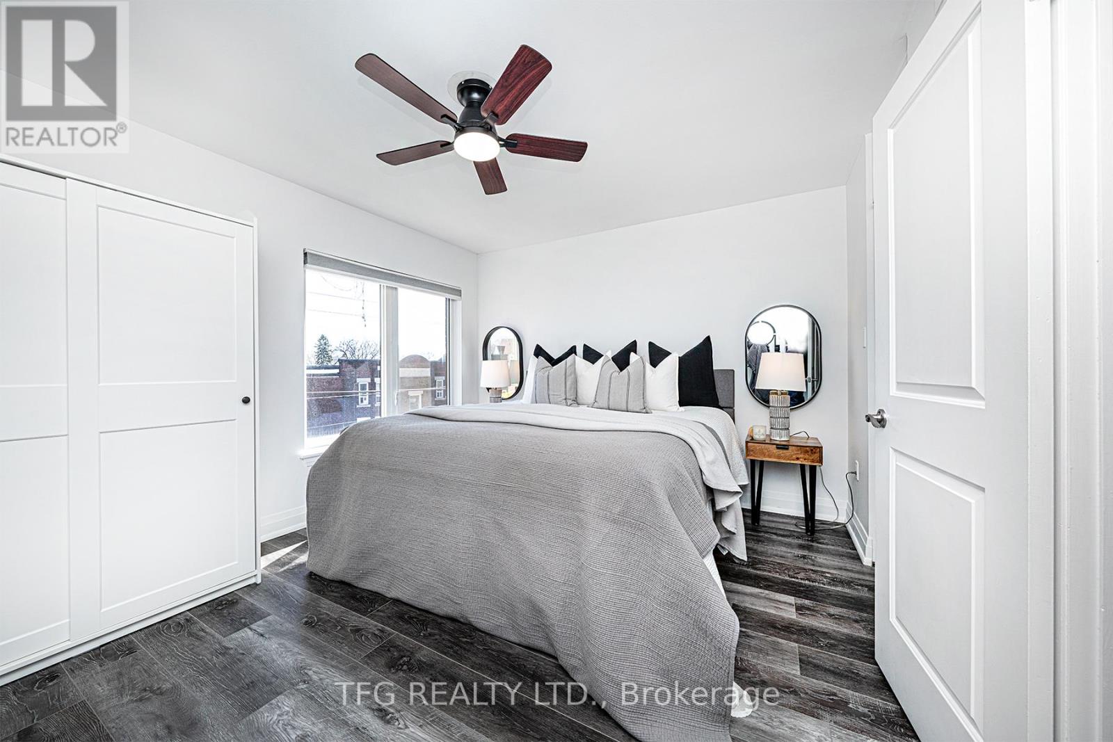 7 - 120 Glen Manor Drive, Toronto (The Beaches), Ontario  M4E 2X6 - Photo 30 - E12590068