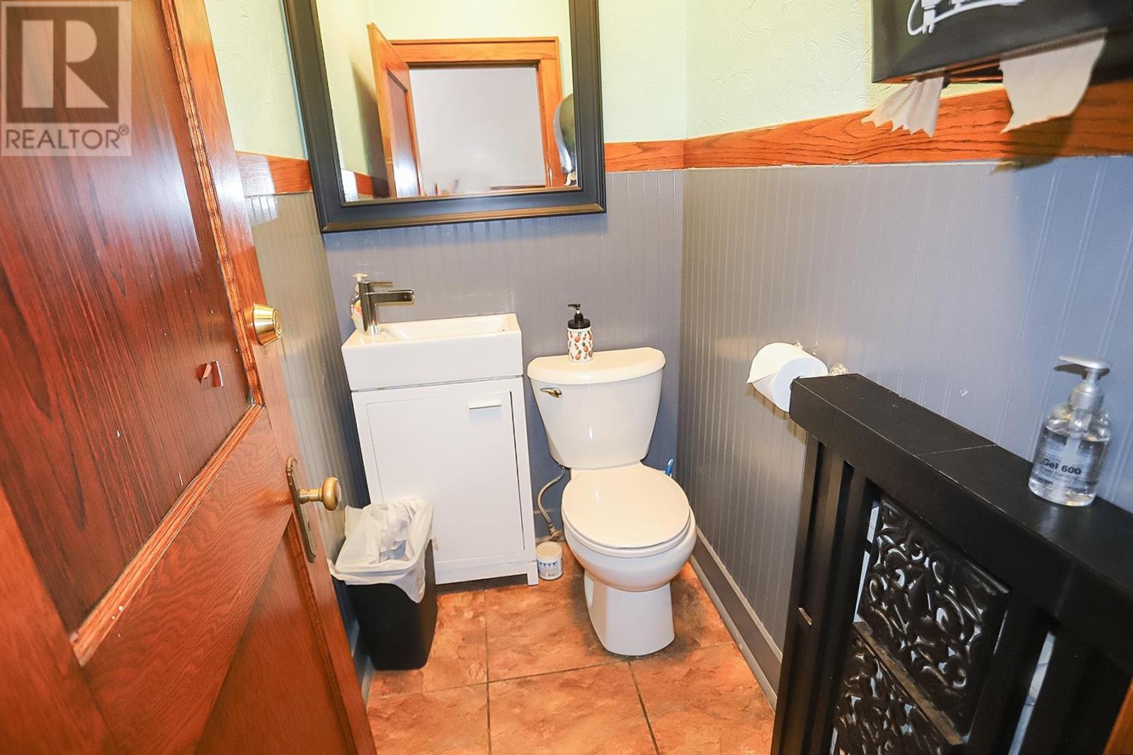 508-512 Queen St E, Sault Ste. Marie, Ontario P6A 2A1 - Photo 36 - SM251204