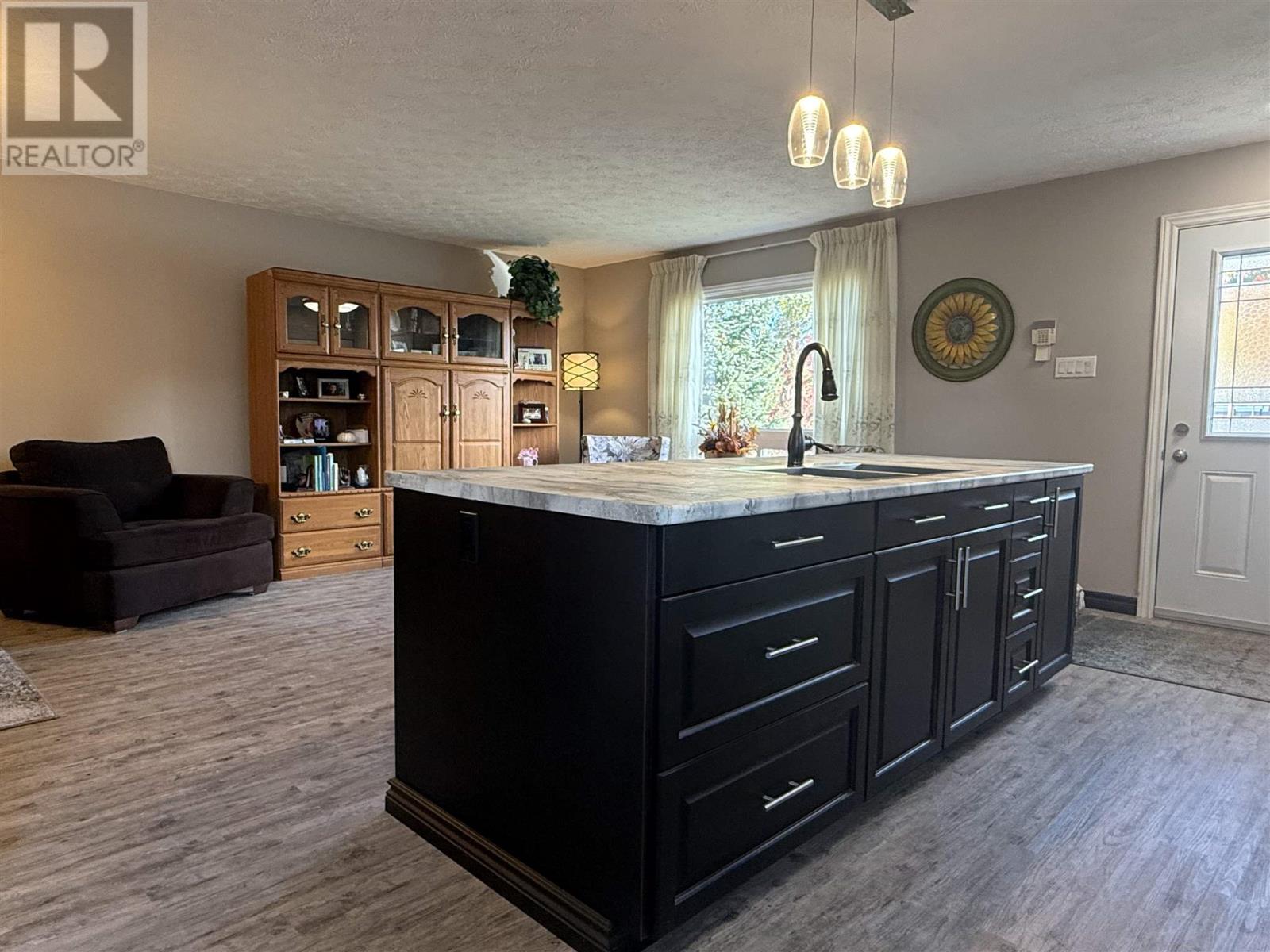 7 Pearson Ave, Elliot Lake, Ontario  P5A 2V3 - Photo 10 - SM252923