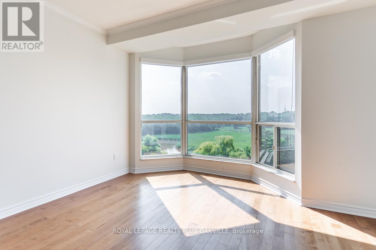 718 - 2511 Lakeshore Road W, Oakville, Ontario  L6L 6L9 - Photo 18 - W12590254