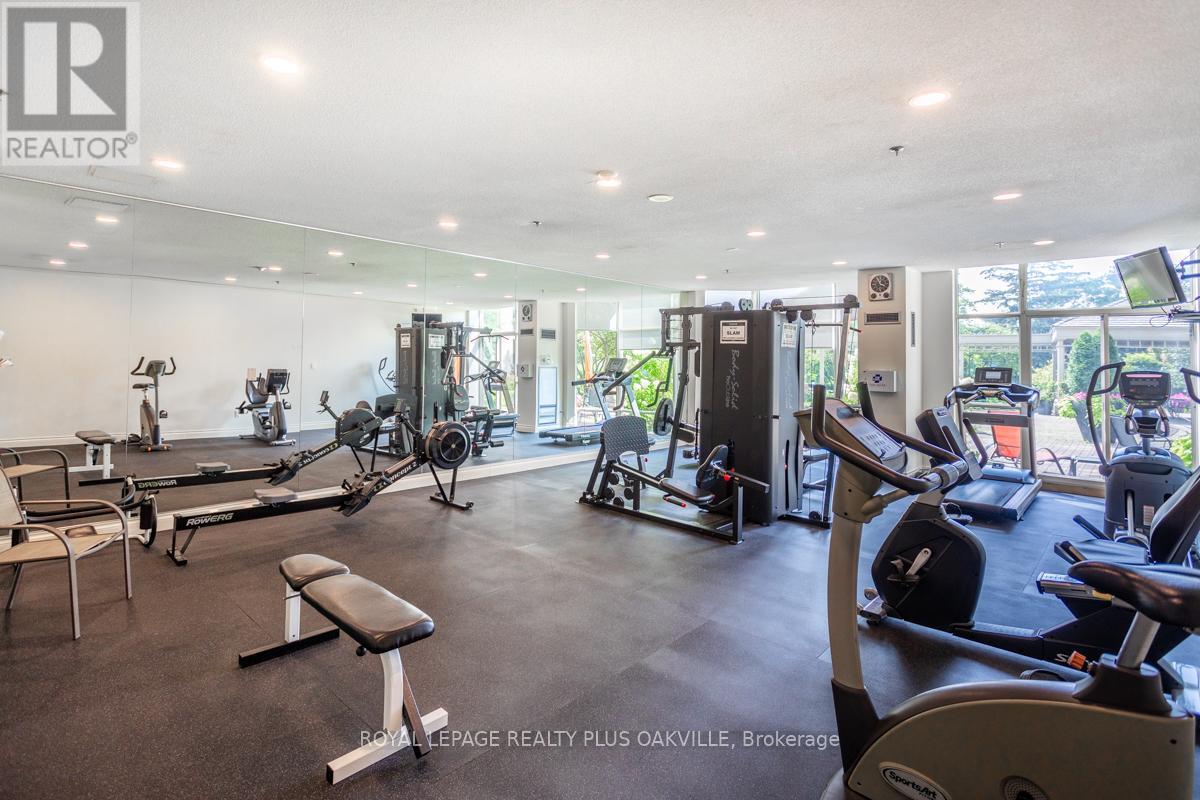 718 - 2511 Lakeshore Road W, Oakville, Ontario  L6L 6L9 - Photo 34 - W12590254