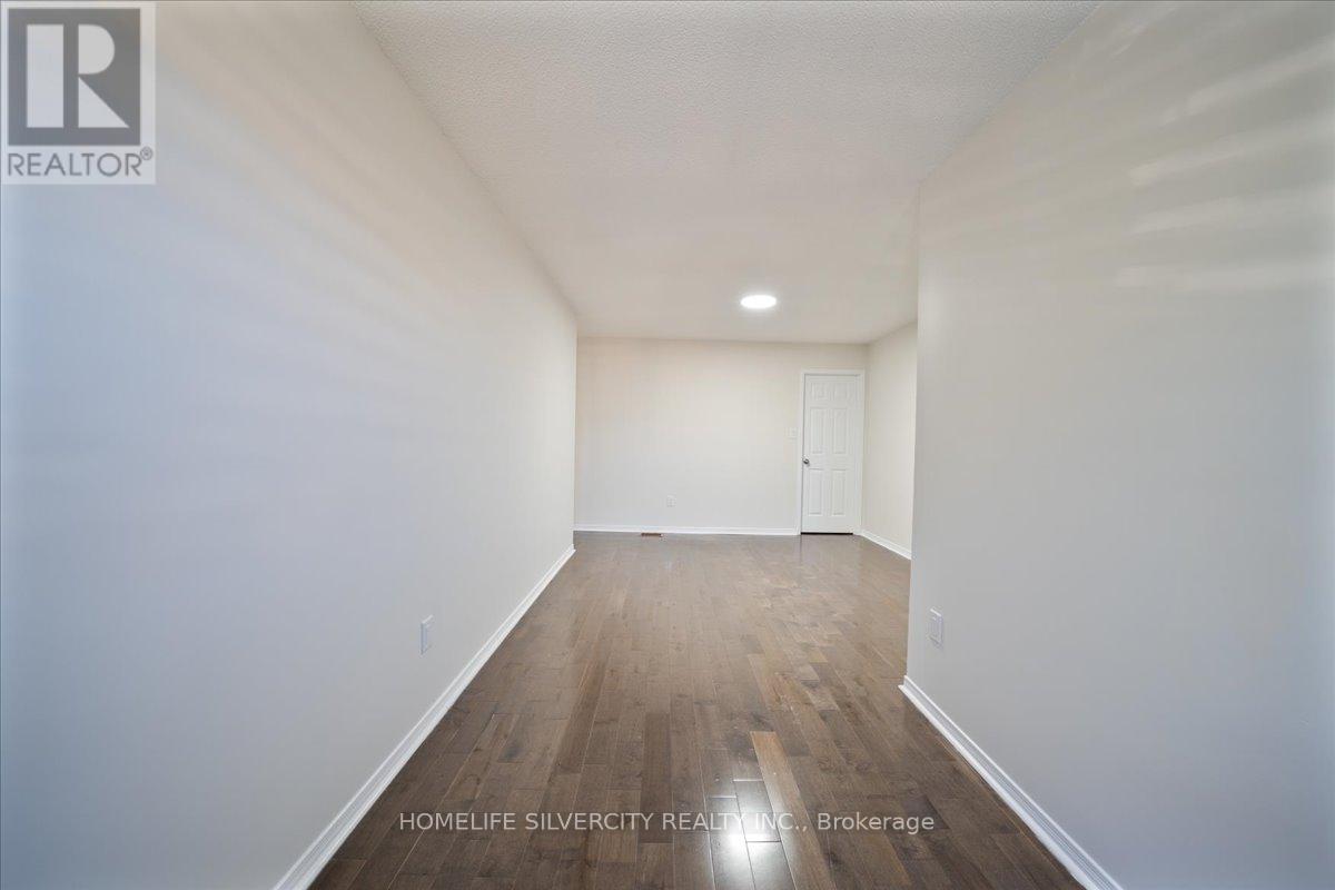 6 Bentgrass Lane, Brampton, Ontario  L7A 3K2 - Photo 22 - W12590258