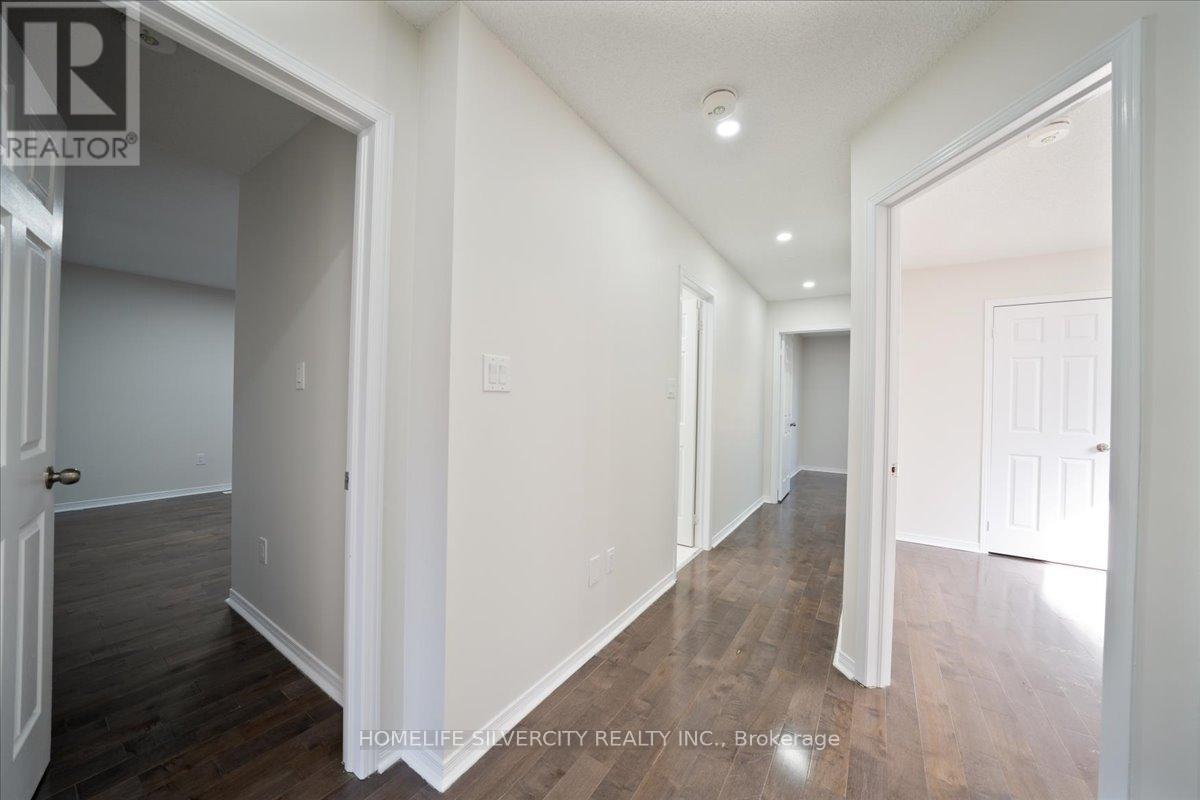 6 Bentgrass Lane, Brampton, Ontario  L7A 3K2 - Photo 27 - W12590258