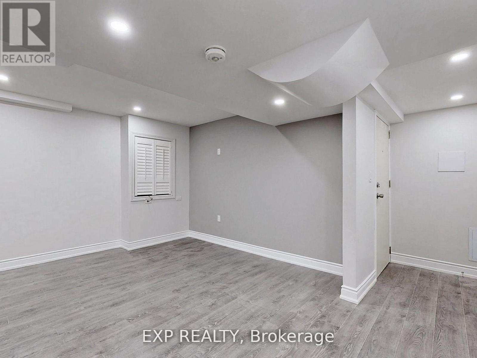 35 Perdita Road N, Brampton, Ontario  L6Y 0C3 - Photo 6 - W12590264