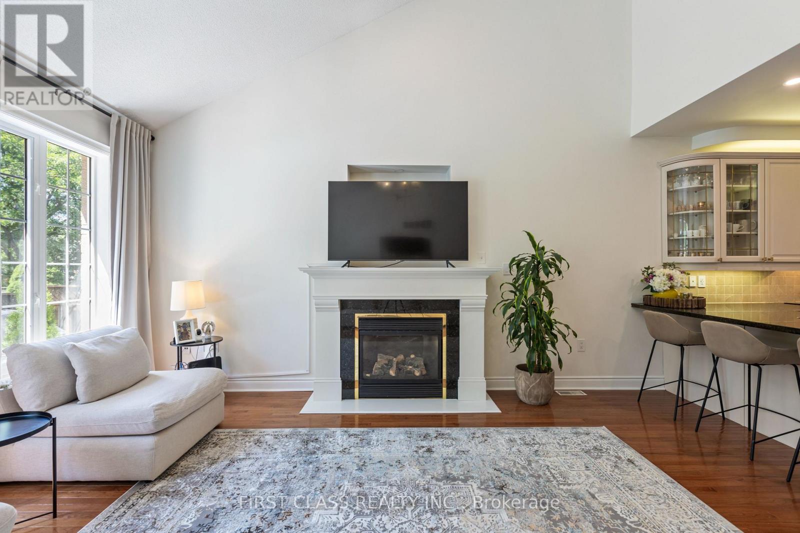 2292 Eighth Line, Oakville, Ontario  L6H 6S3 - Photo 17 - W12590288