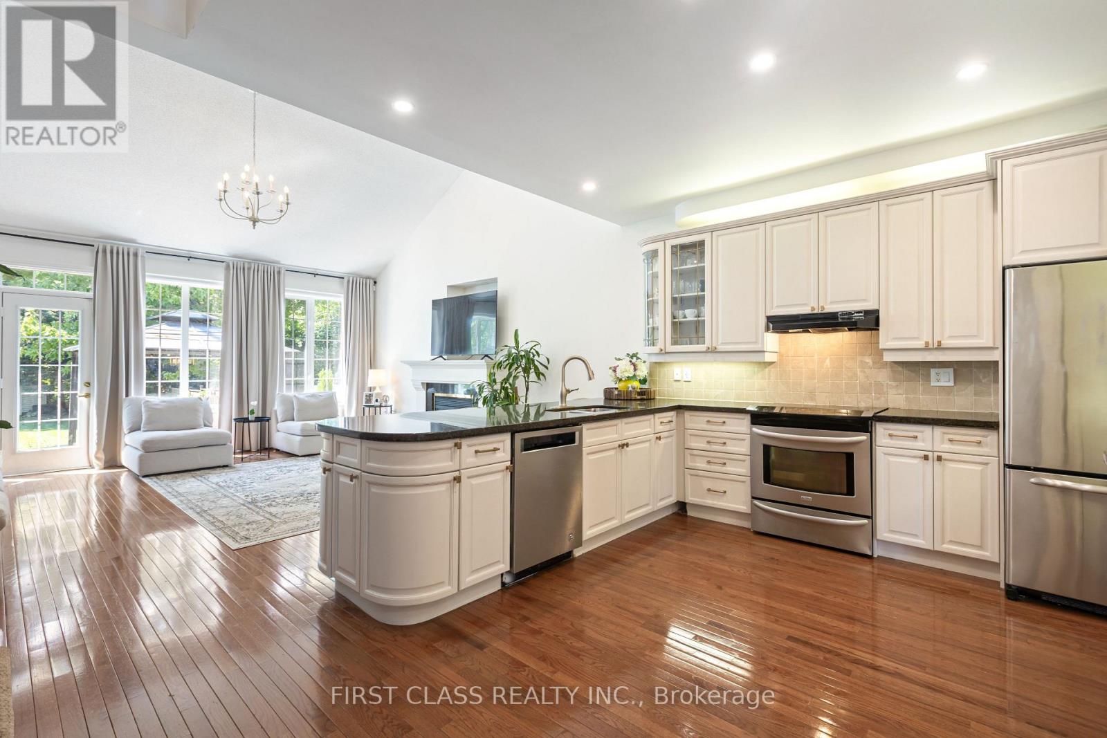 2292 Eighth Line, Oakville, Ontario  L6H 6S3 - Photo 8 - W12590288