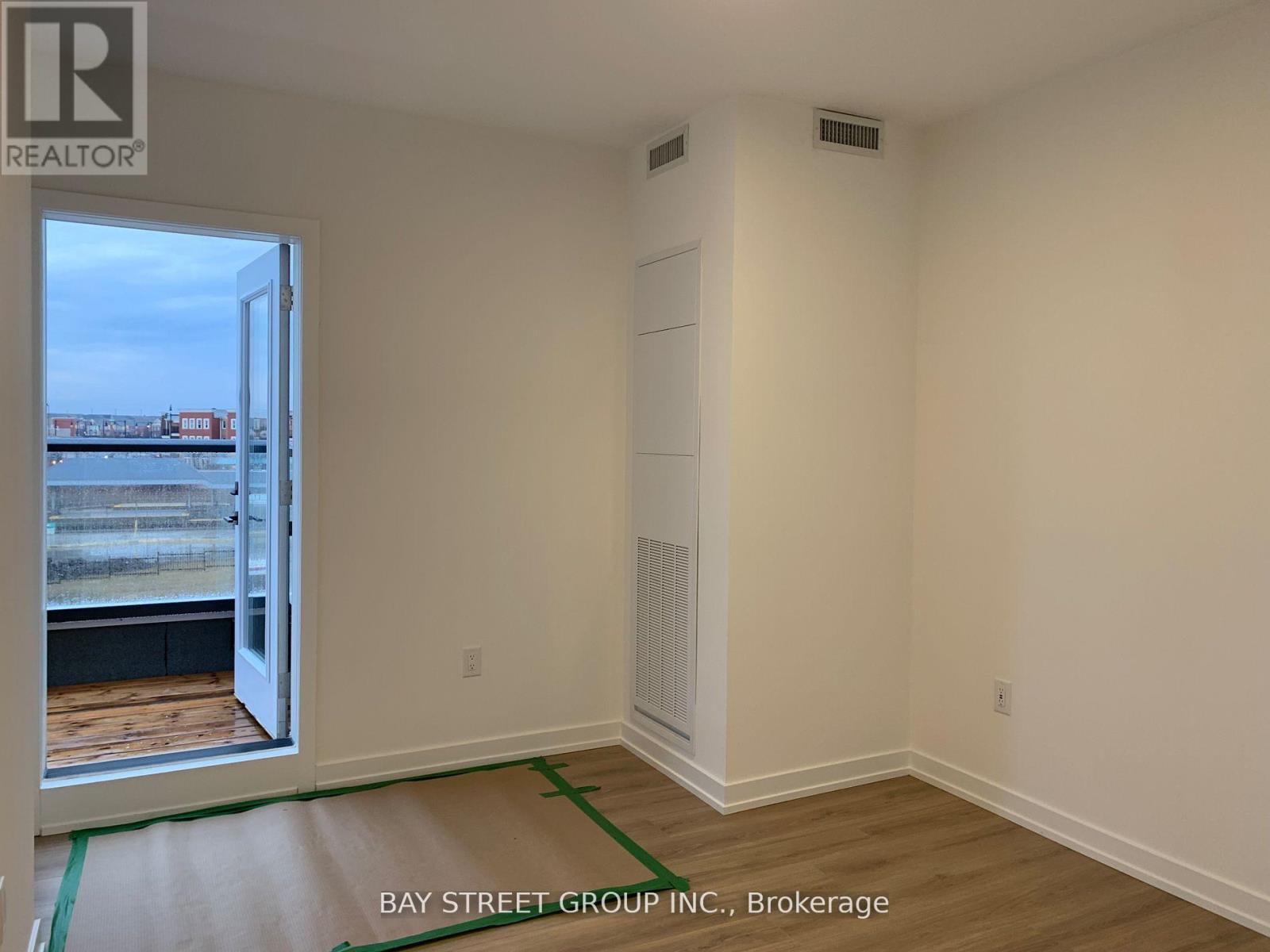 13 - 30 Lagerfeld Drive, Brampton, Ontario  L7A 5L5 - Photo 10 - W12590312