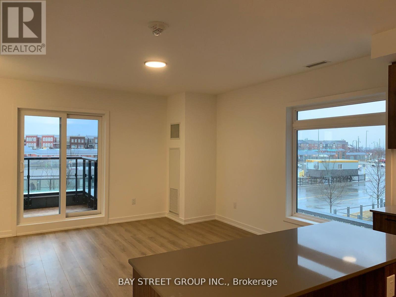 13 - 30 Lagerfeld Drive, Brampton, Ontario  L7A 5L5 - Photo 3 - W12590312