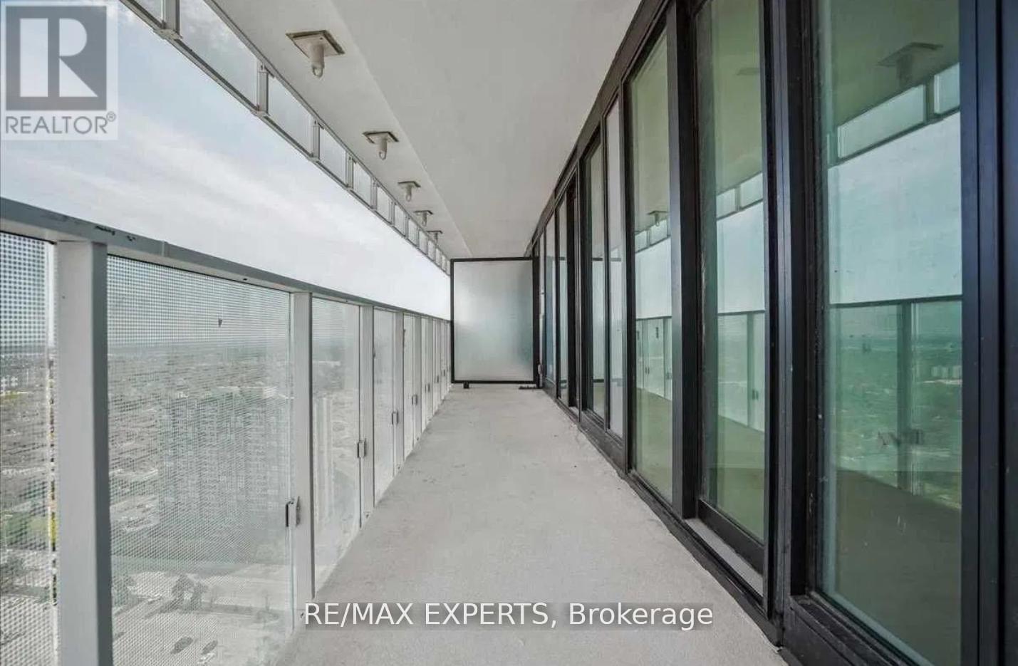 2710 - 3900 Confederation Parkway, Mississauga, Ontario  L5B 0M3 - Photo 16 - W12590406