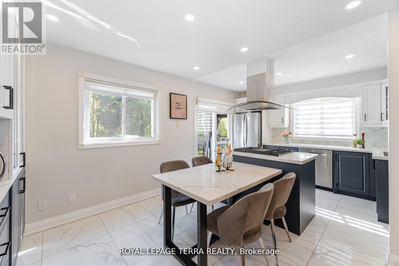 3407 Nighthawk Trail, Mississauga, Ontario  L5N 6G5 - Photo 12 - W12590412