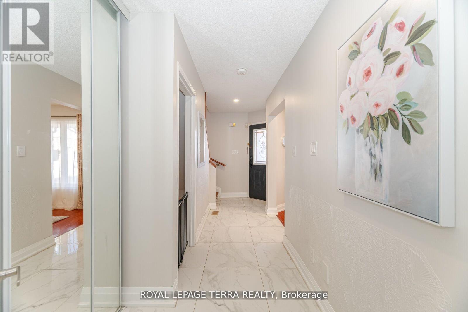 3407 Nighthawk Trail, Mississauga, Ontario  L5N 6G5 - Photo 6 - W12590412