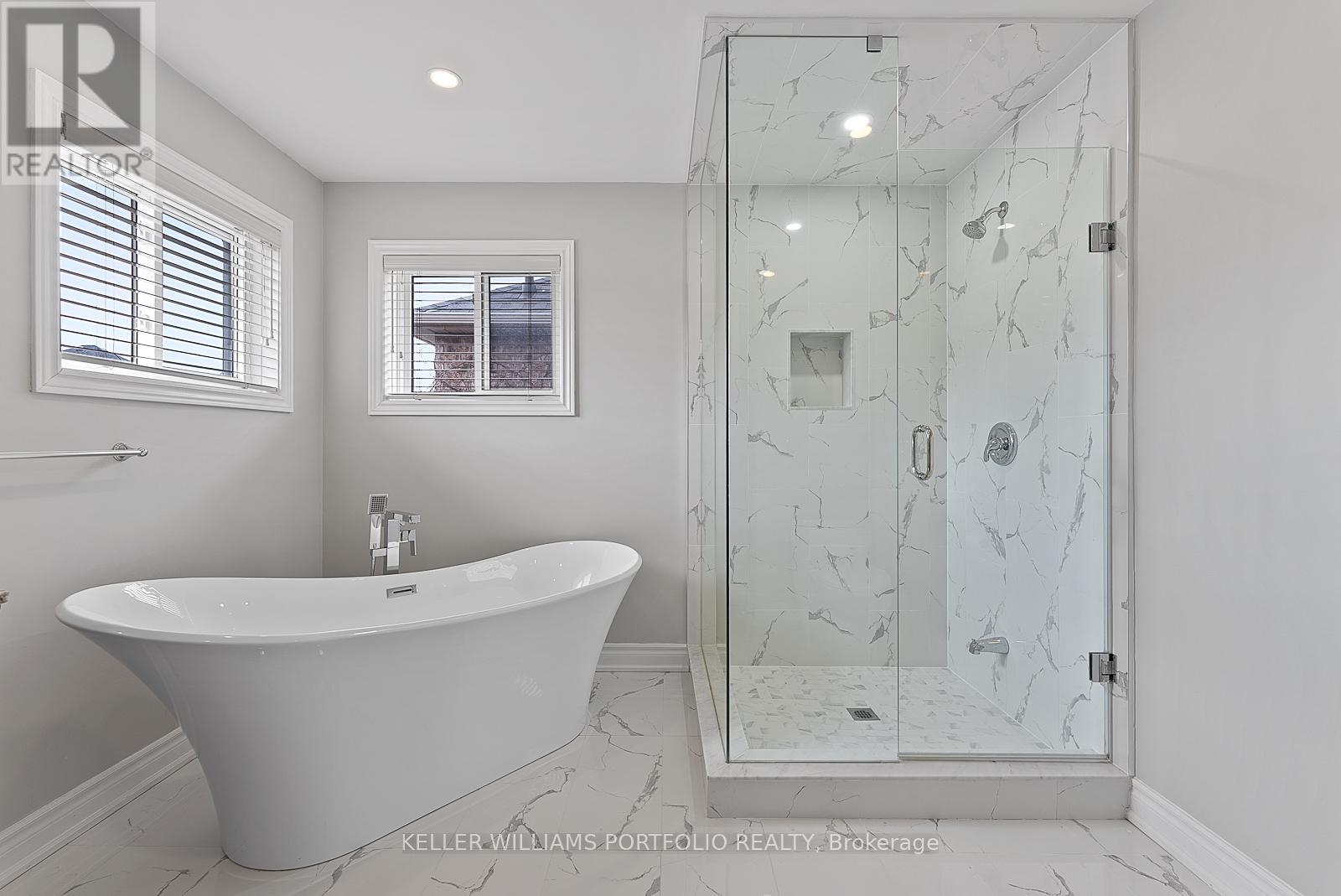 2154 Kingsridge Drive, Oakville, Ontario  L6M 4Z2 - Photo 29 - W12590448