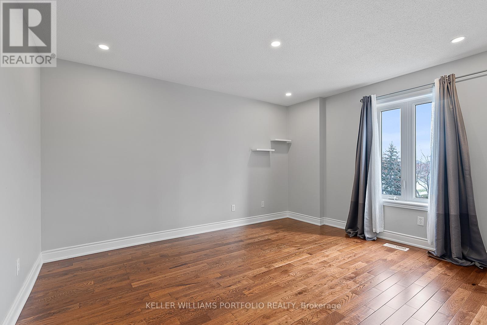 2154 Kingsridge Drive, Oakville, Ontario  L6M 4Z2 - Photo 32 - W12590448