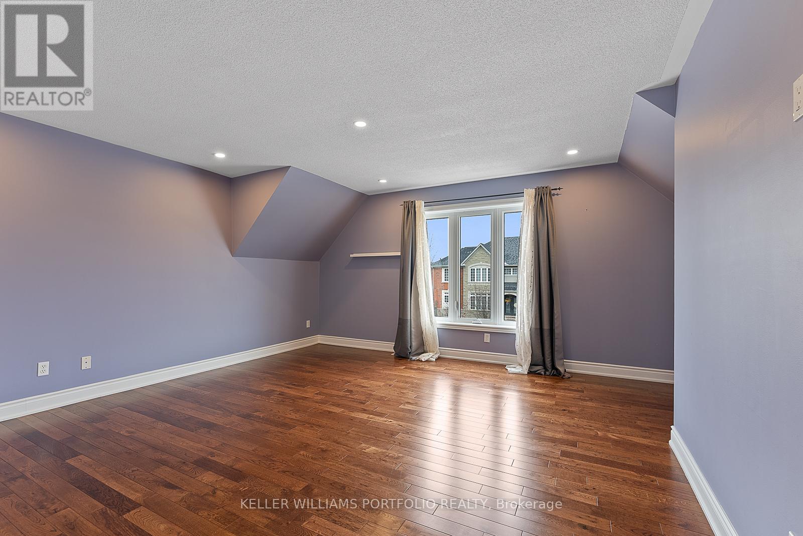 2154 Kingsridge Drive, Oakville, Ontario  L6M 4Z2 - Photo 34 - W12590448