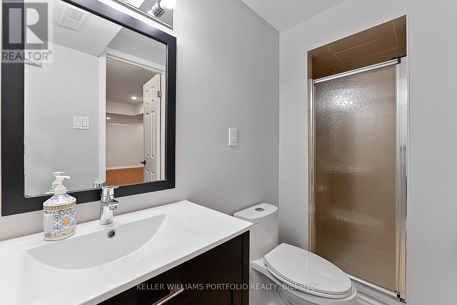 2154 Kingsridge Drive, Oakville, Ontario  L6M 4Z2 - Photo 43 - W12590448