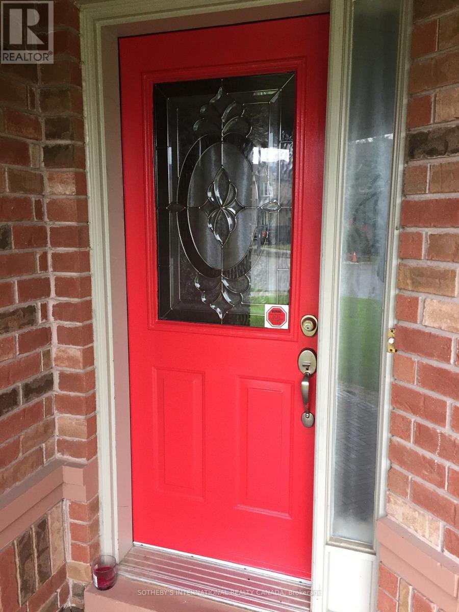 Room #a - 5959 Foxbridge Place, Mississauga, Ontario  L5M 6K5 - Photo 3 - W12590460