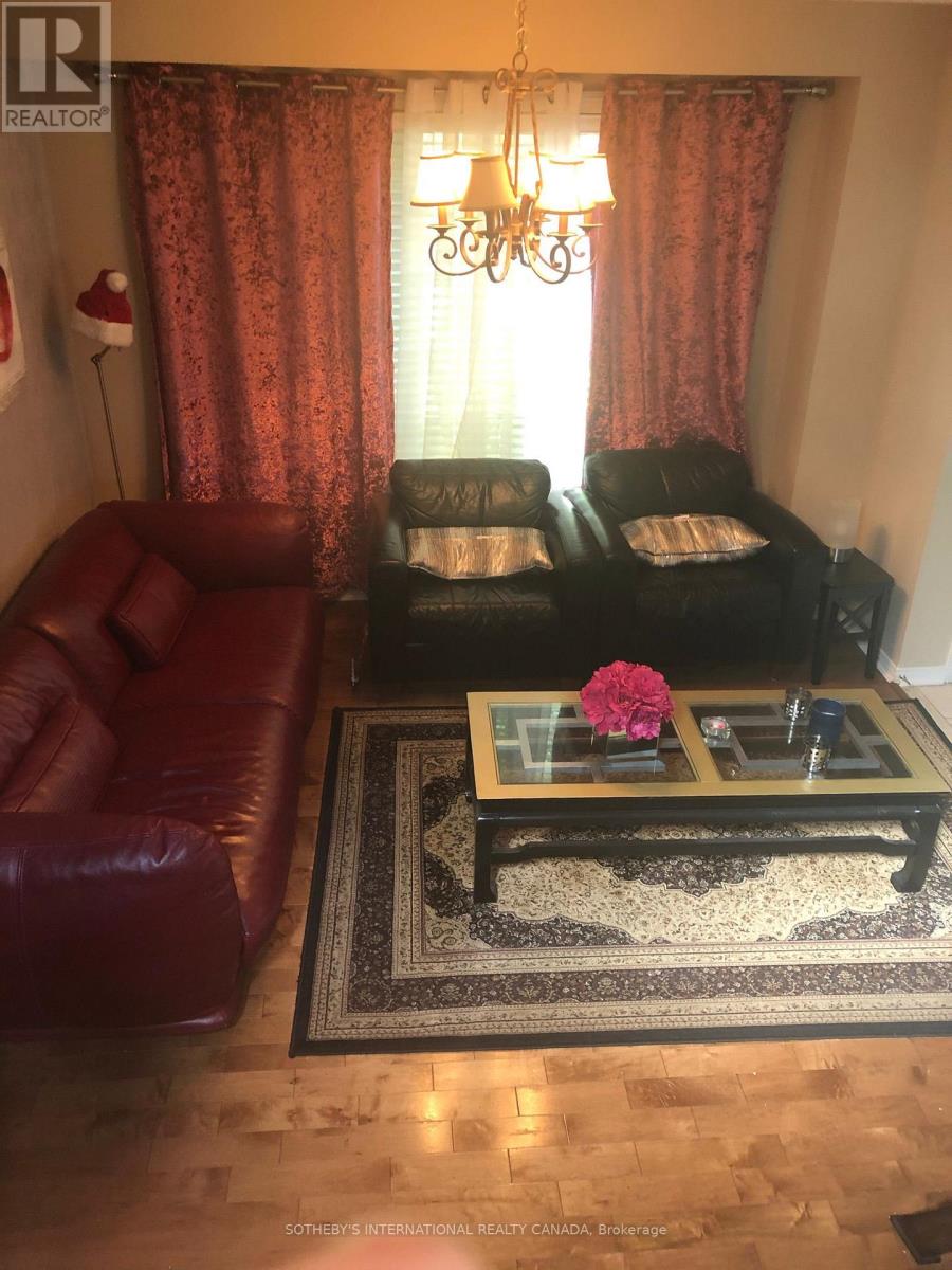 Room #a - 5959 Foxbridge Place, Mississauga, Ontario  L5M 6K5 - Photo 7 - W12590460