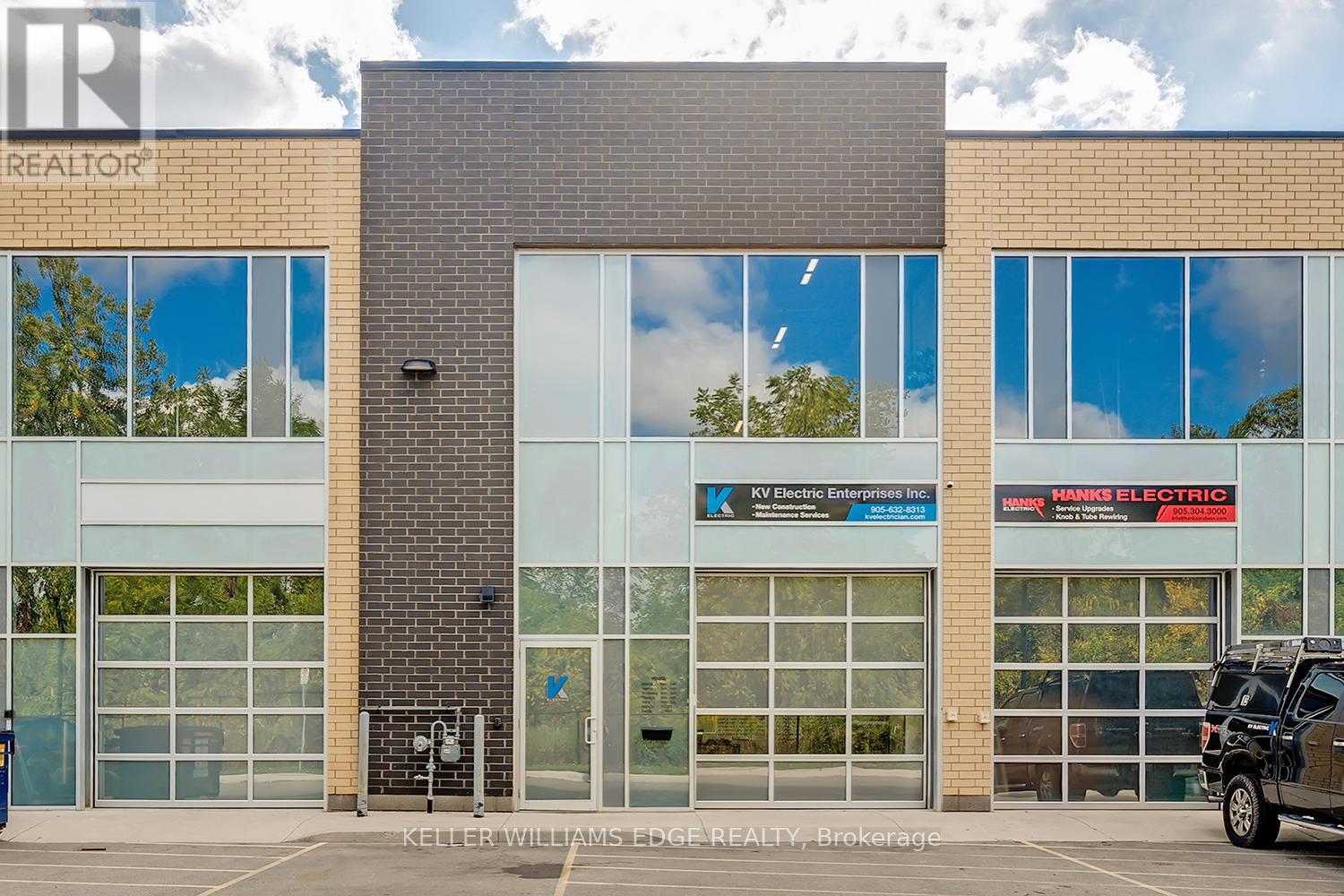 16 - 1158 King Road, Burlington, Ontario  L7T 0C5 - Photo 2 - W12590466