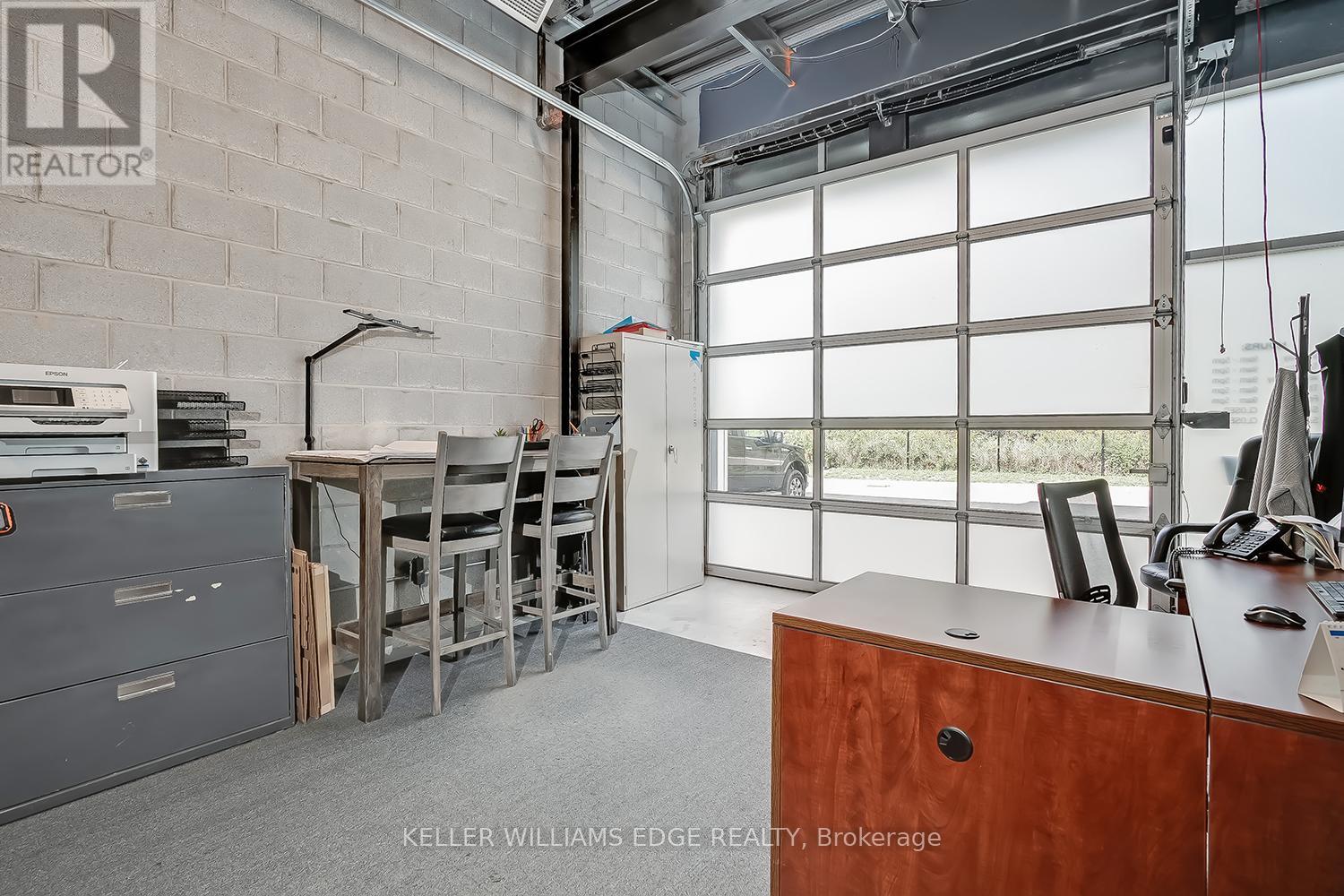 16 - 1158 King Road, Burlington, Ontario  L7T 0C5 - Photo 8 - W12590466