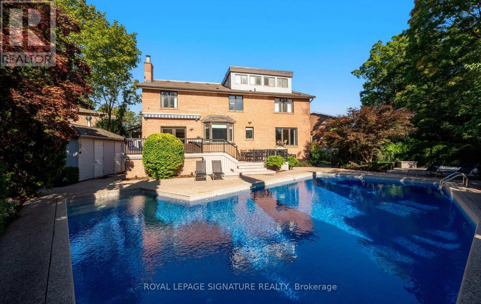 1189 Ostler Court, Mississauga, Ontario  L5C 3G5 - Photo 43 - W12590486