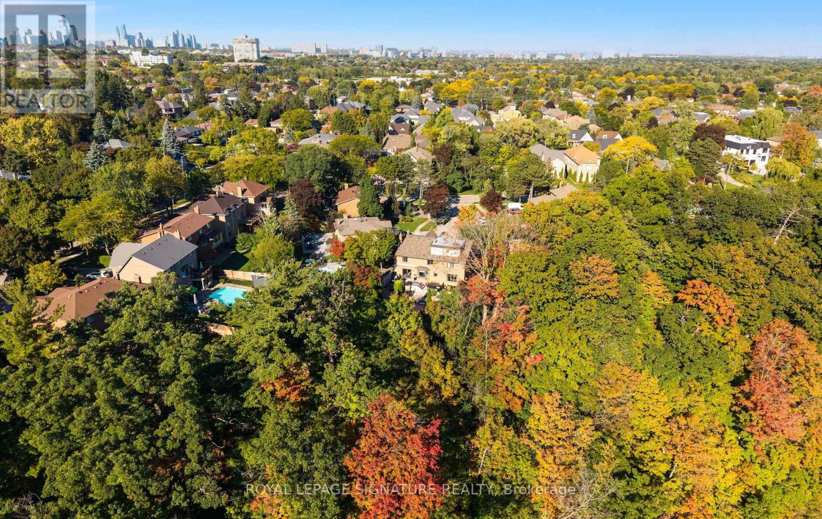 1189 Ostler Court, Mississauga, Ontario  L5C 3G5 - Photo 48 - W12590486