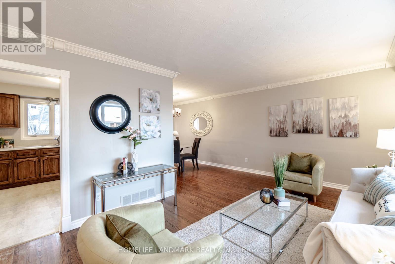 Upper - 640 Netherton Crescent, Mississauga, Ontario  L4Y 2M4 - Photo 11 - W12590506