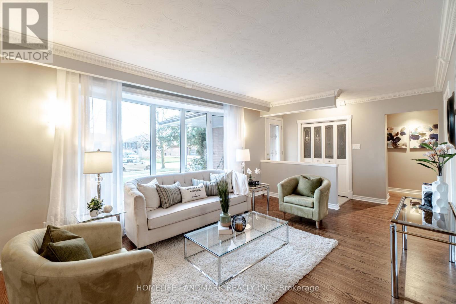 Upper - 640 Netherton Crescent, Mississauga, Ontario  L4Y 2M4 - Photo 8 - W12590506