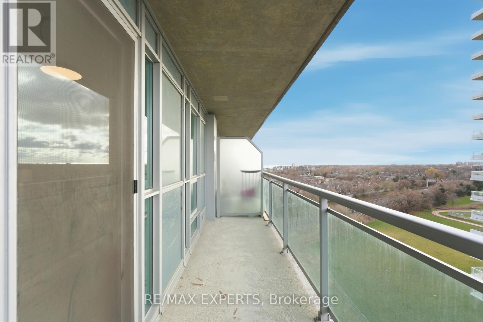 1309 - 155 Legion Road N, Toronto, Ontario  M8Y 0A7 - Photo 19 - W12590508