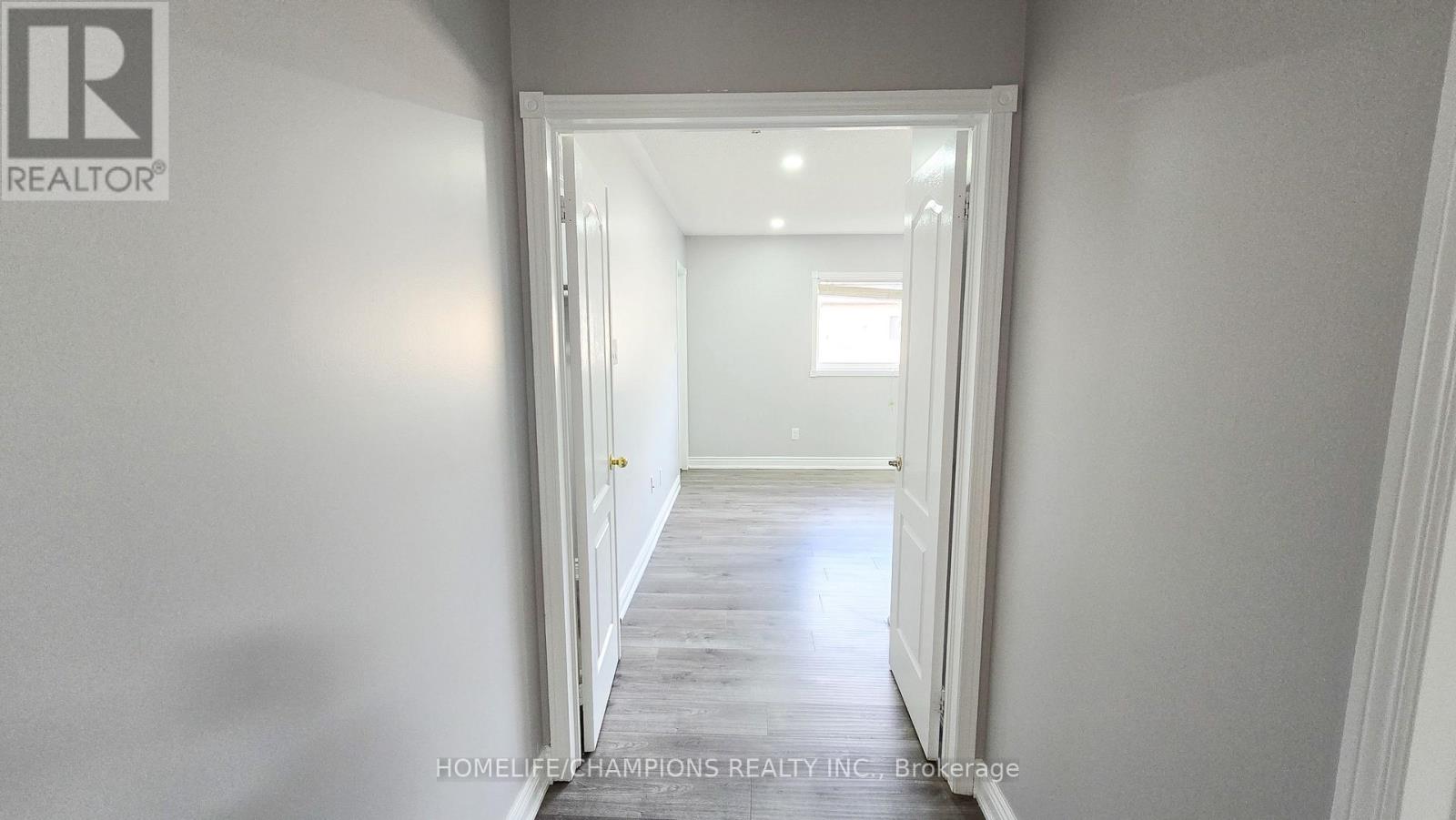 15 Redfinch Way N, Brampton, Ontario  L7A 2B2 - Photo 25 - W12590520