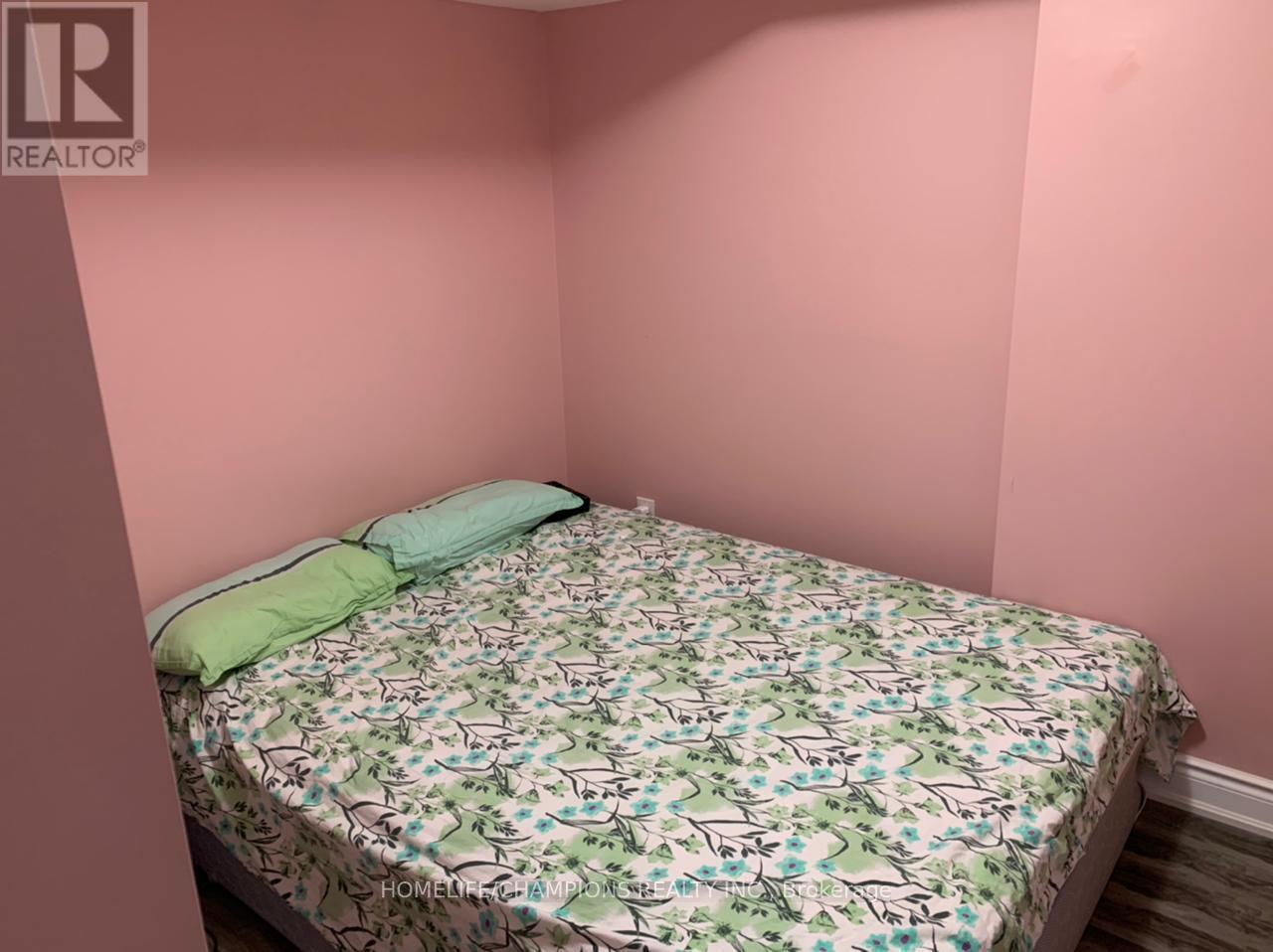 15 Redfinch Way N, Brampton, Ontario  L7A 2B2 - Photo 35 - W12590520