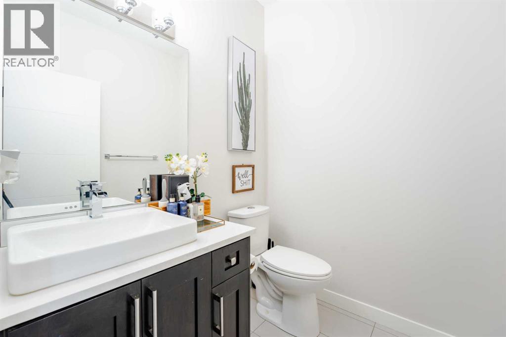 7 Sherview Grove Nw, Calgary, Alberta  T3R 0Y4 - Photo 4 - A2269764