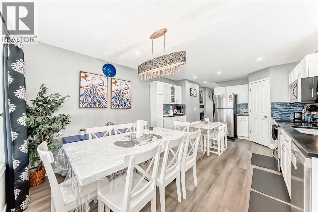 240 Applewood Drive Se, Calgary, Alberta  T2A 7S1 - Photo 5 - A2272874