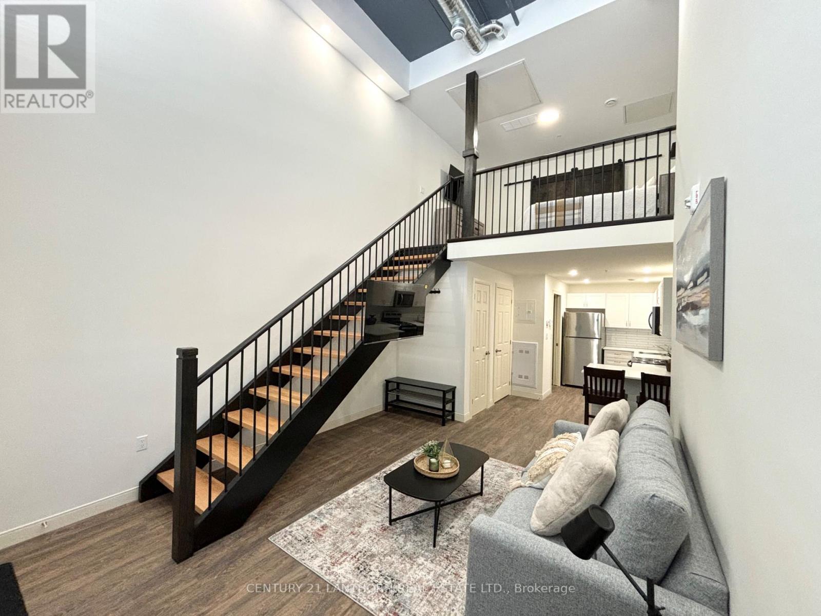 107 - 135 Station Street, Belleville, Ontario  K8N 2S9 - Photo 3 - X12590620