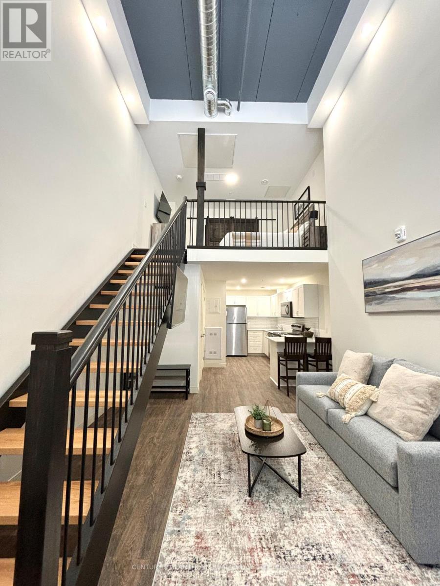 107 - 135 Station Street, Belleville, Ontario  K8N 2S9 - Photo 4 - X12590620