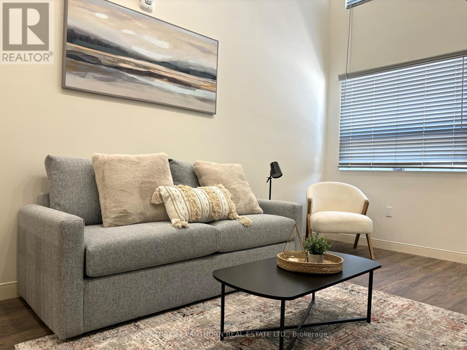 107 - 135 Station Street, Belleville, Ontario  K8N 2S9 - Photo 5 - X12590620