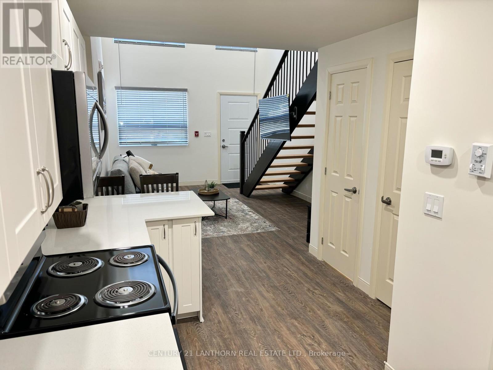 107 - 135 Station Street, Belleville, Ontario  K8N 2S9 - Photo 9 - X12590620