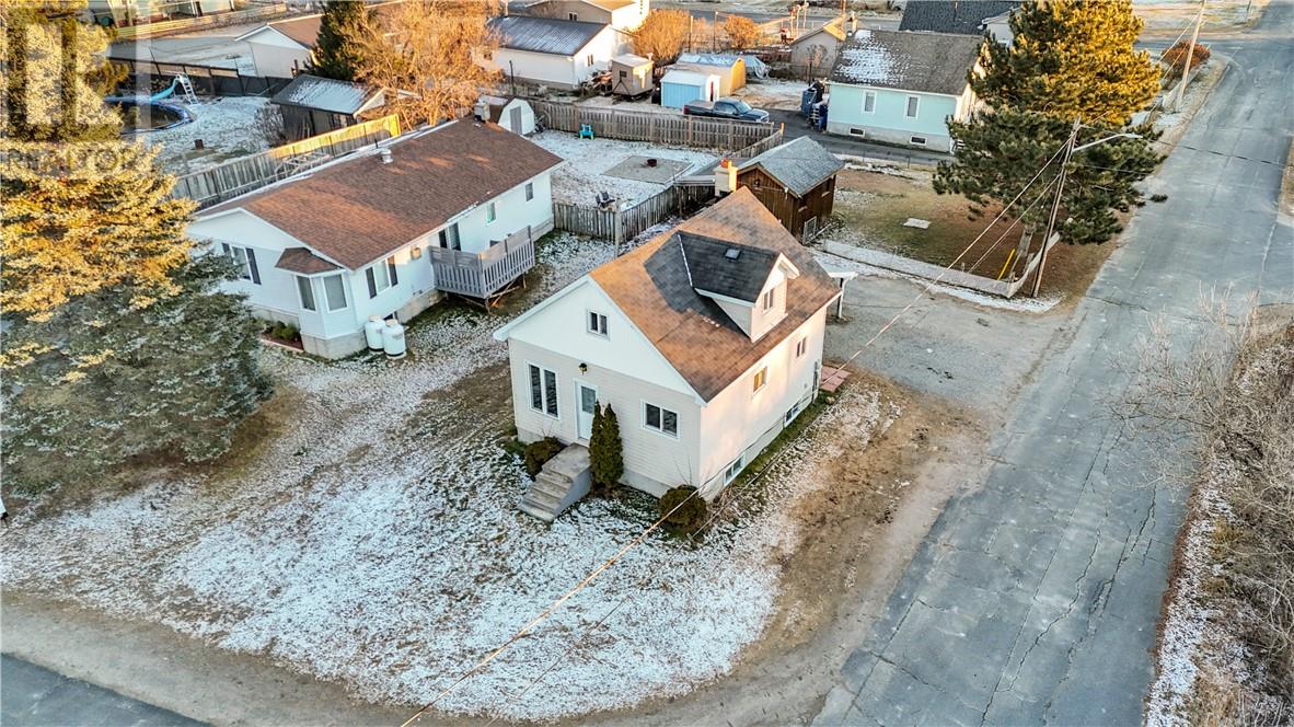 165 Cedar Street, Massey, Ontario  P0P 1P0 - Photo 14 - 2125823