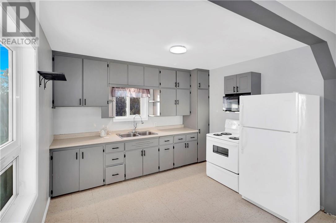 165 Cedar Street, Massey, Ontario  P0P 1P0 - Photo 21 - 2125823