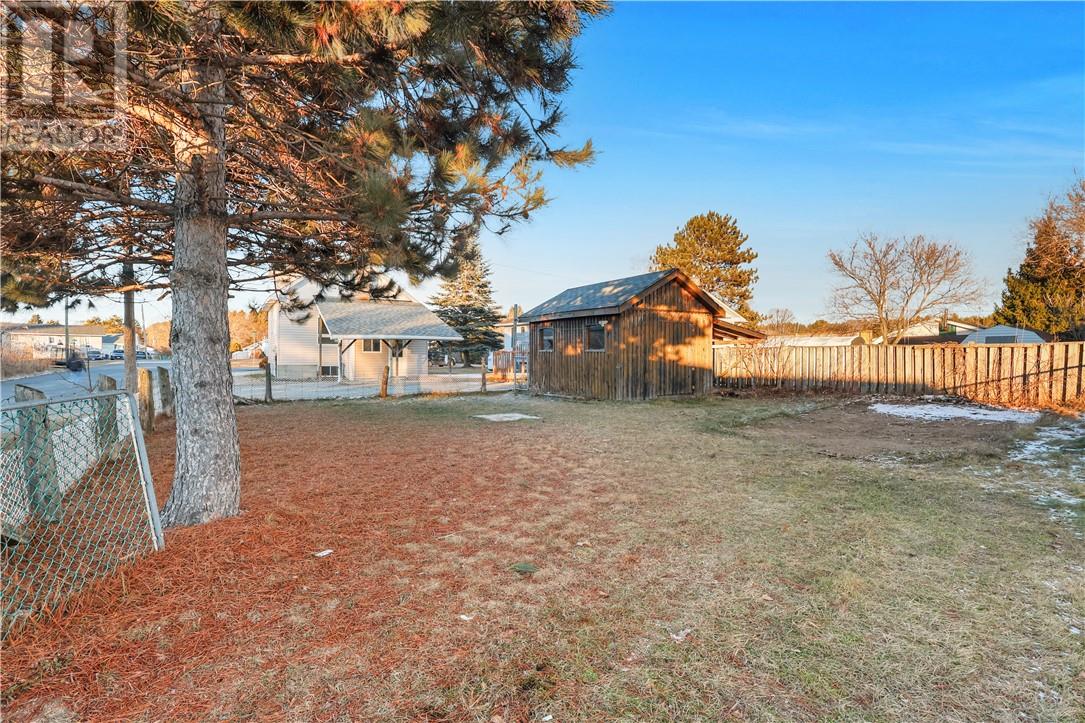 165 Cedar Street, Massey, Ontario  P0P 1P0 - Photo 9 - 2125823