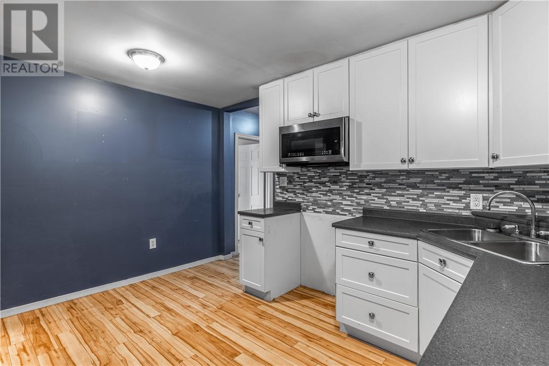 13 Arnold, Lively, Ontario  P3Y 1M8 - Photo 5 - 2125821